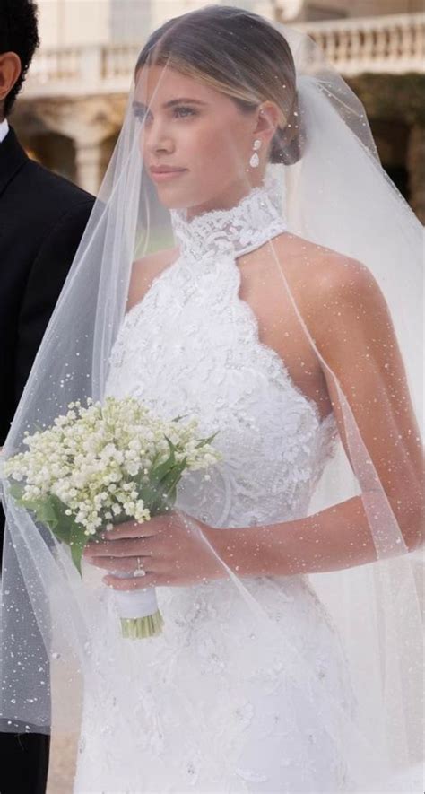 sofia richie wedding veil